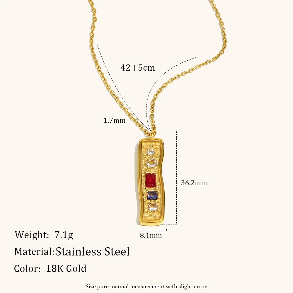 Collar Plaque Céleste Gold