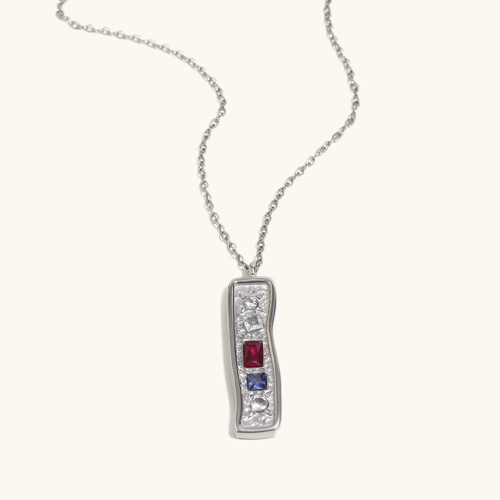 Collar Plaque Céleste Gold