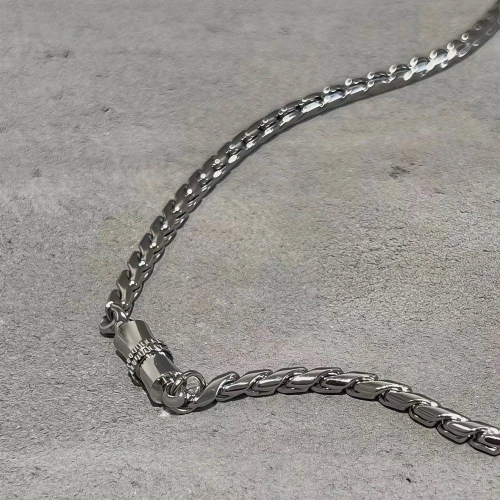Collar Twisted "Magnetic Flex"